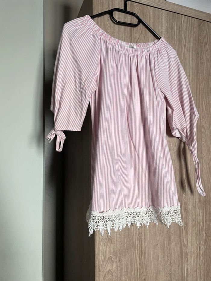 T-shirt épaule nue blanc rayé rose clair broderie - photo numéro 2