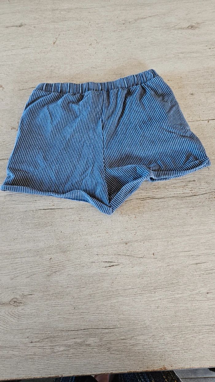 Short classique bleu foncé ligné blanc, élastique, Okaïdi, 14 ans, nickel - photo numéro 6
