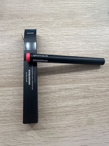 Ombre à paupières stick Motivated