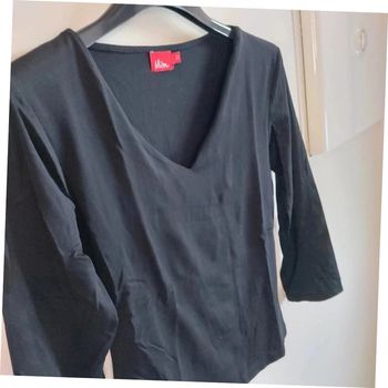 Basic manche 3/4 col en V