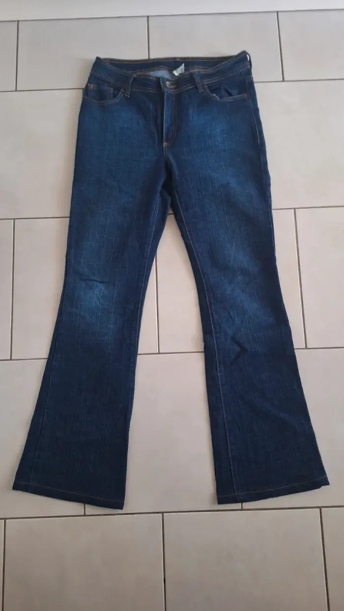 Jean t 40