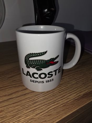 Tasse mug lacoste neuf