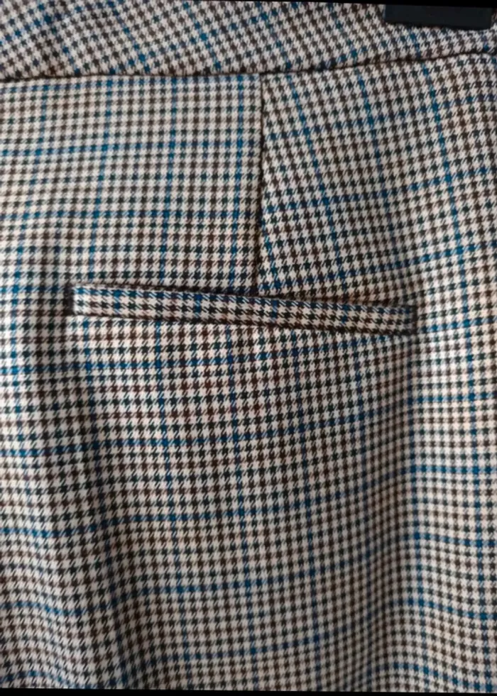 Pantalon Zara carreaux
 t.36 - photo numéro 4