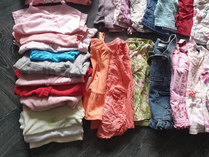 Lot de 33 vêtements été fille 6 mois - photo numéro 6