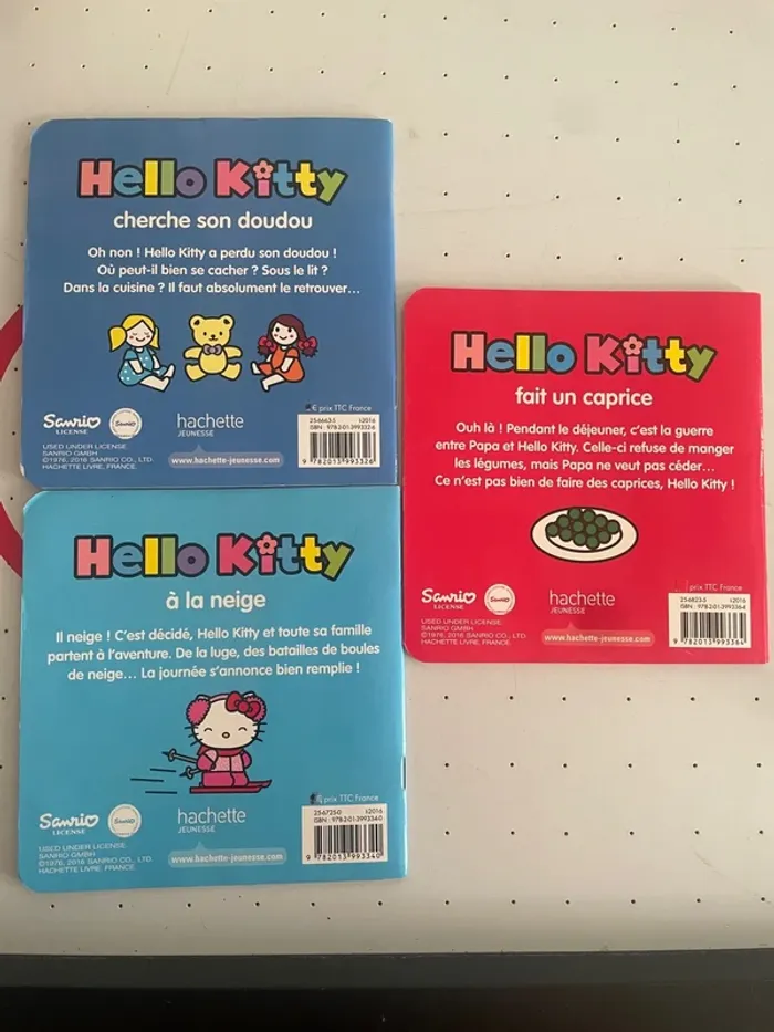 3 livres hello kitty - photo numéro 2