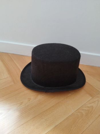Chapeau noir déguisement