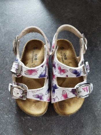 Sandales nus pieds 20