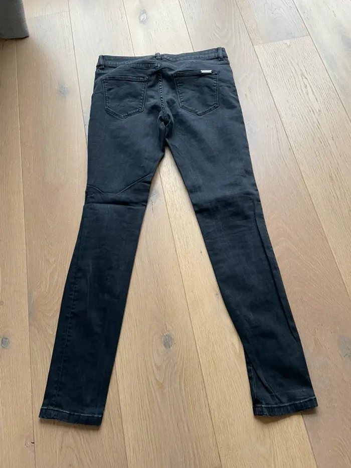 Jeans neuf Massimo Dutti 38 - photo numéro 4