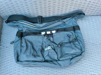 Sac bandoulière sport multi poches Adidas