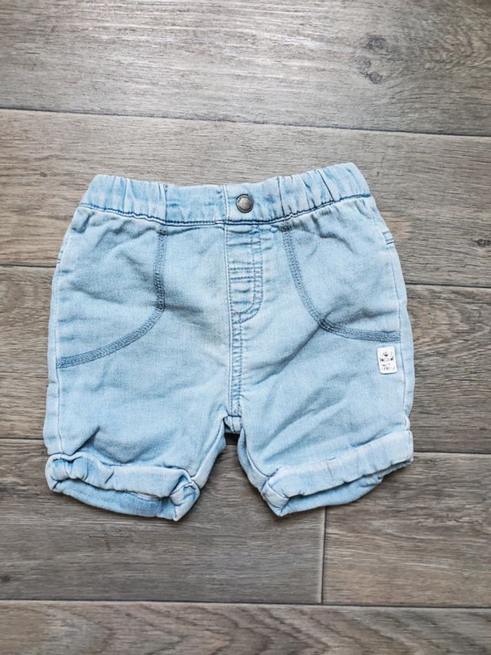 Short taille 18 mois bon état Verbaudet
