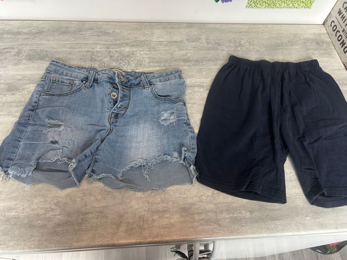 lot 17 vêtements femme taille M-38 pull jupe pantalon jean levis - photo numéro 4