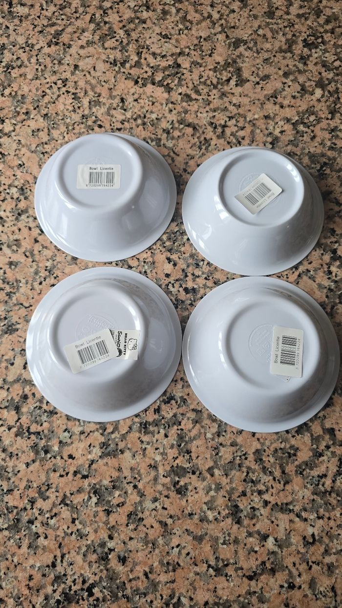 Lot x 4 bols disney neuf - photo numéro 2