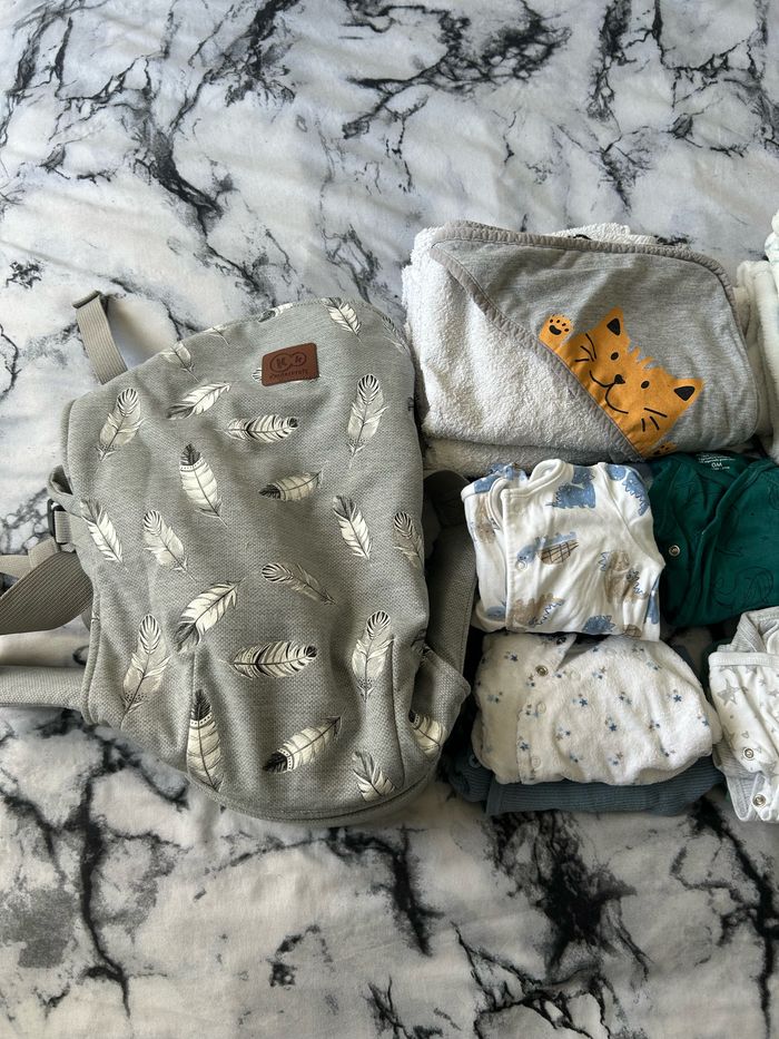 Lot de vêtements bébé 0 mois - photo numéro 2