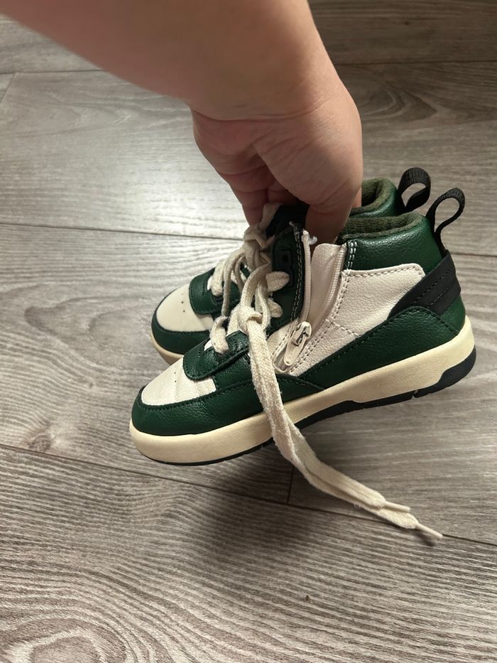 Basket Zara taille 25 - photo numéro 2