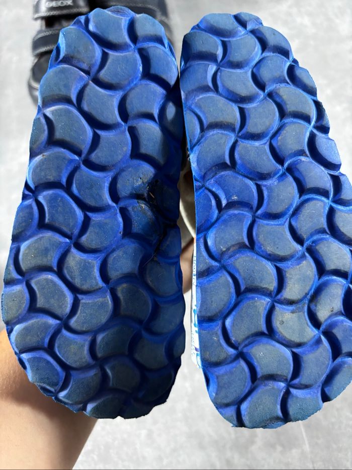 Chaussure sandale taille 26 - photo numéro 2