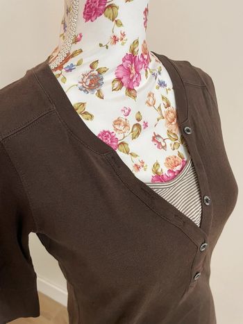 T-shirt col V esprit avec effet rayure