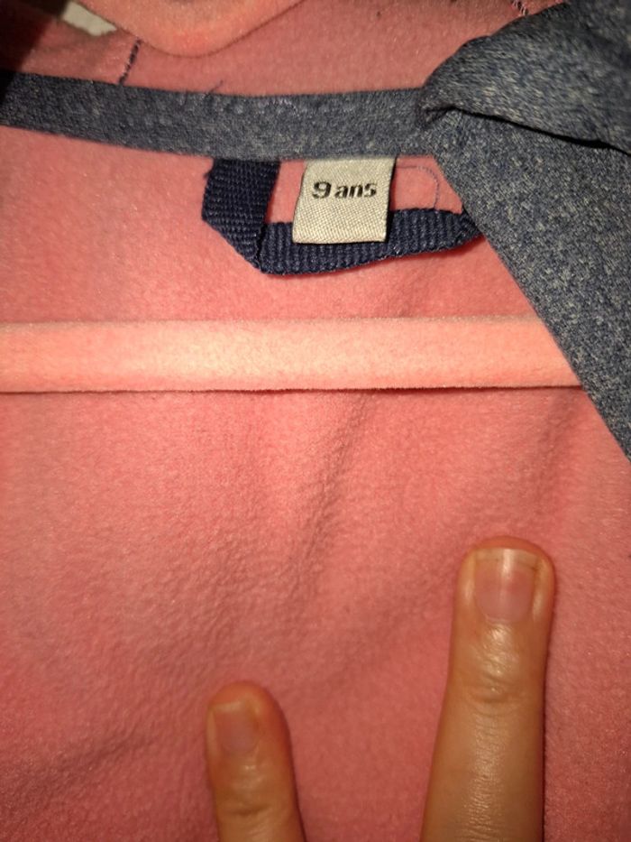 Veste à capuche 9 ans - photo numéro 2