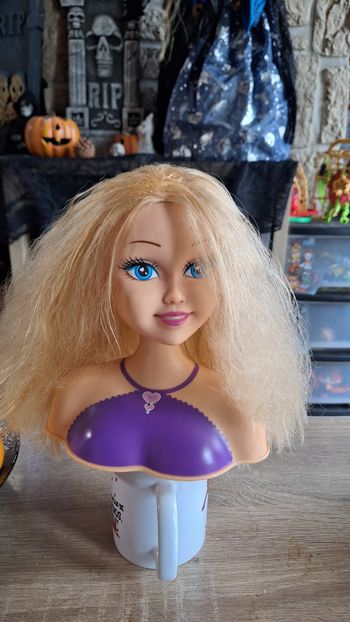Poupée coiffure