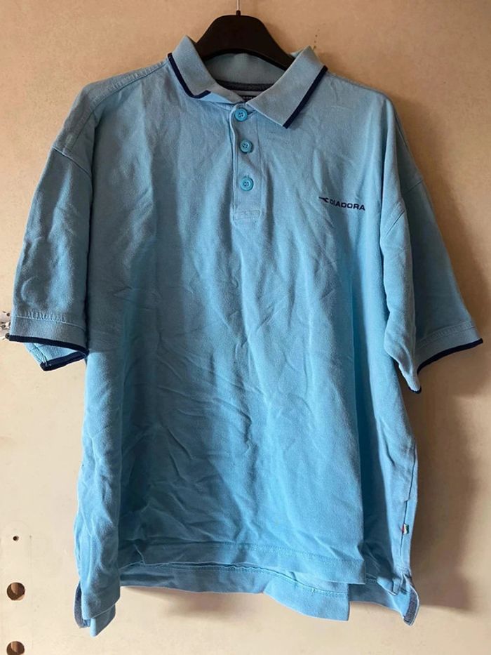Polo bleu