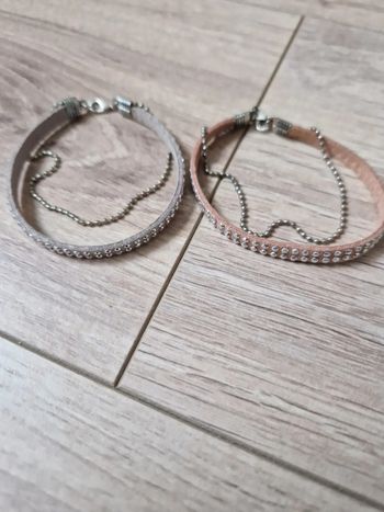 2 bracelets en cuir, artisanaux