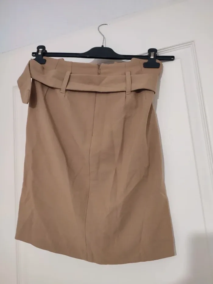 Jupe beige - photo numéro 2