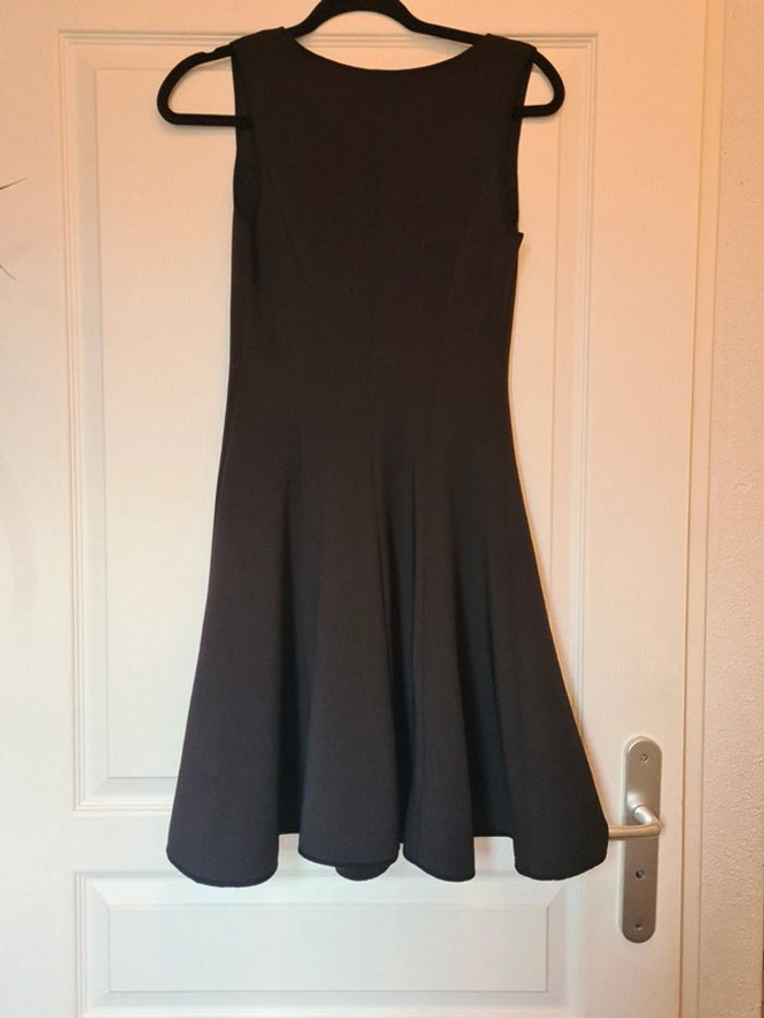 Robe Naf Naf noire trapèze - photo numéro 3