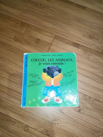 Livre à volet avec Petit Ours Brun