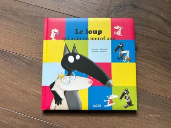 Livre le loup qui avait un nouvel ami grand album Auzou