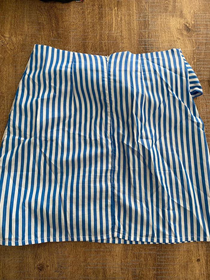 Jupe droite taille 36 SHEIN - photo numéro 3