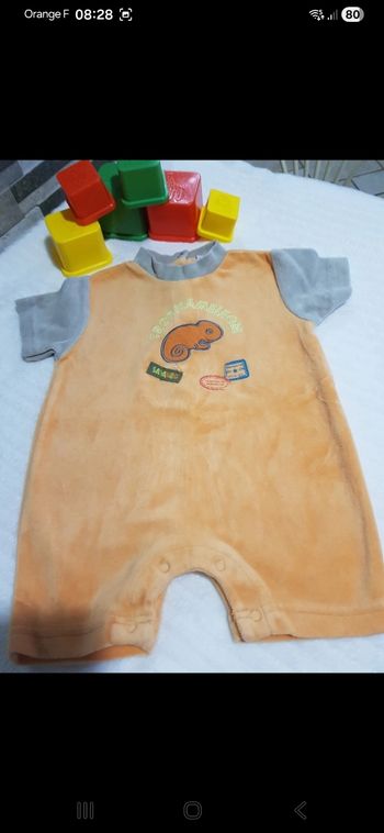 Pyjama bébé taille 6 mois