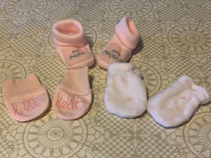 Lot moufles + chaussons