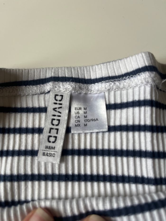 Top épaules dégarnies - photo numéro 2