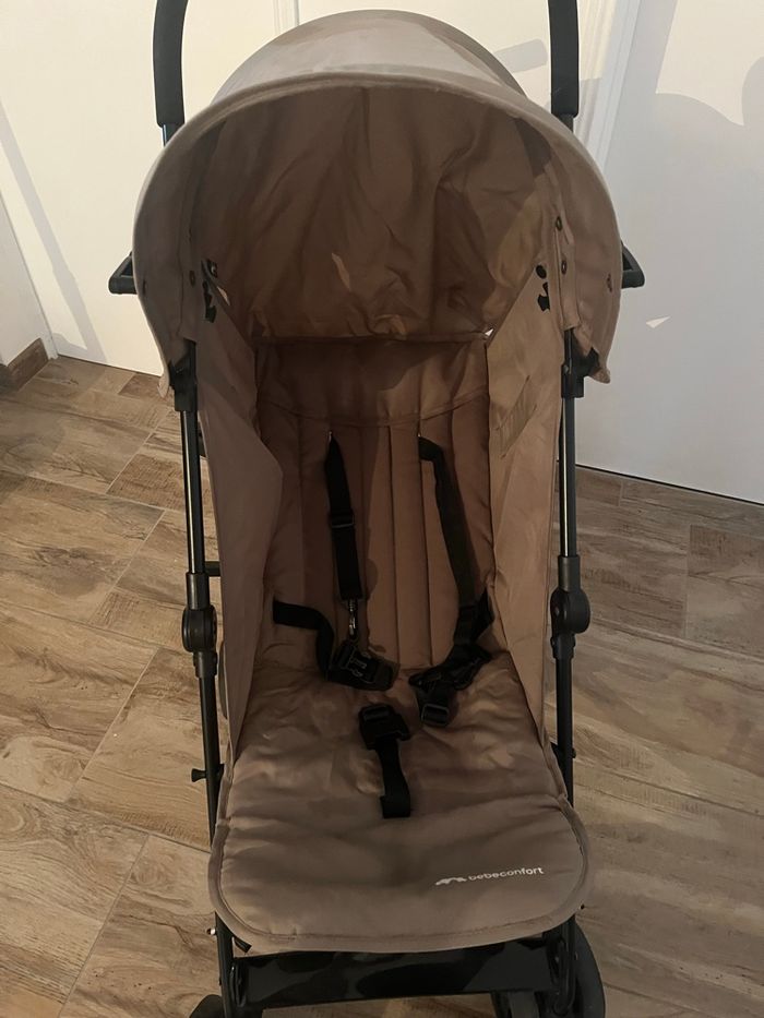 Poussette bébé confort parfait état - photo numéro 4