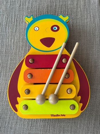 Xylophone en bois abeille moulin roty