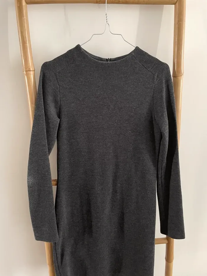 Robe pull moulante Zara