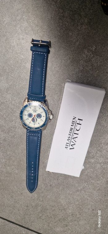 Montre neuve homme