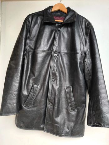 Manteau en croûte de cuir