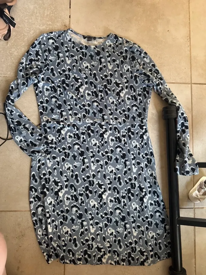 Robe imprimé léopard Esmara – Taille 36/38 - photo numéro 2
