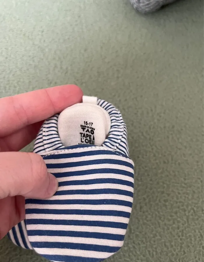 Chaussons souple tape à l'œil 16/17 - photo numéro 3