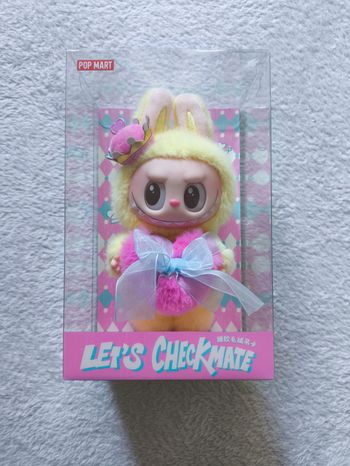 Figurine POP MART “Let’s Checkmate” – Edition limitée