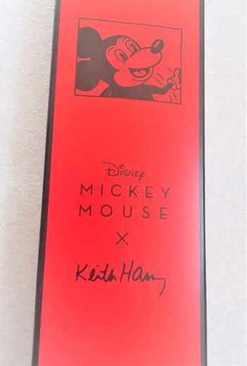 Montre SWATCH "Mickey Noir sur Blanc"