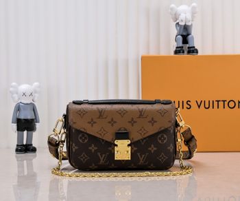 Louis Vuitton  East West Métis  M46279