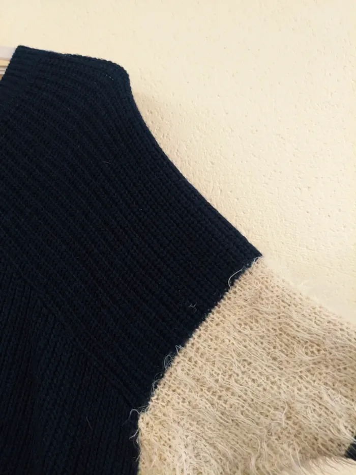 Pull bicolore - Made in Italy - taille 46 - photo numéro 2