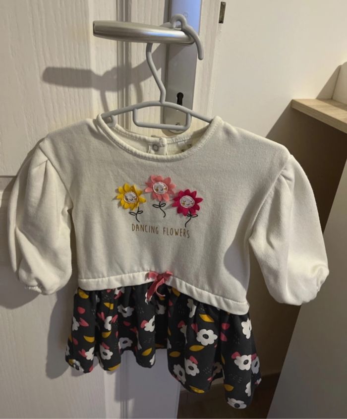 Lot de 3 robes parfait état - photo numéro 2