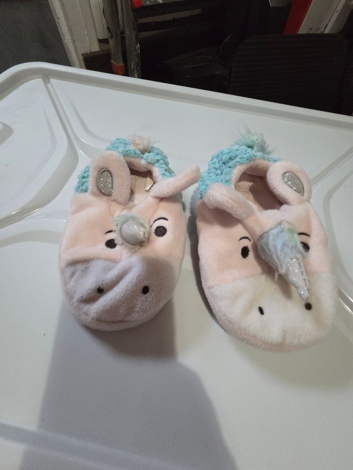 Chaussons licorne 25