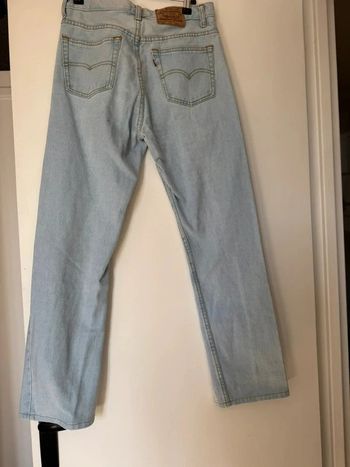 Pantalon bleu Lévi’s talie 36 avec défaut