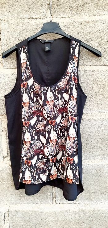 Très belle blouse de chez H&M taille 34 en très bon état 👌