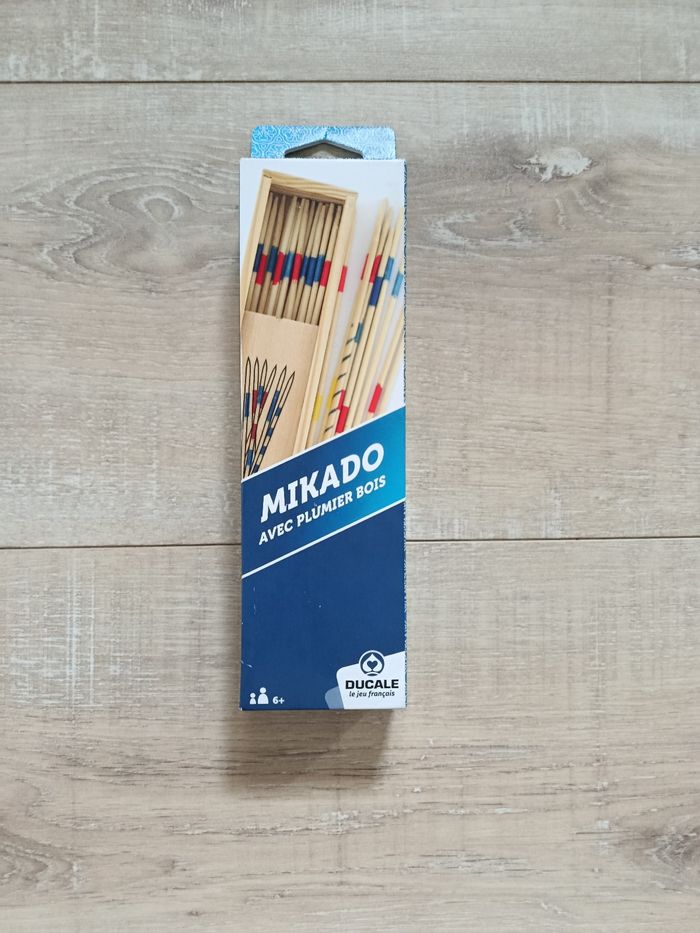 Jeu Mikado Neuf Ducale avec plumier en bois