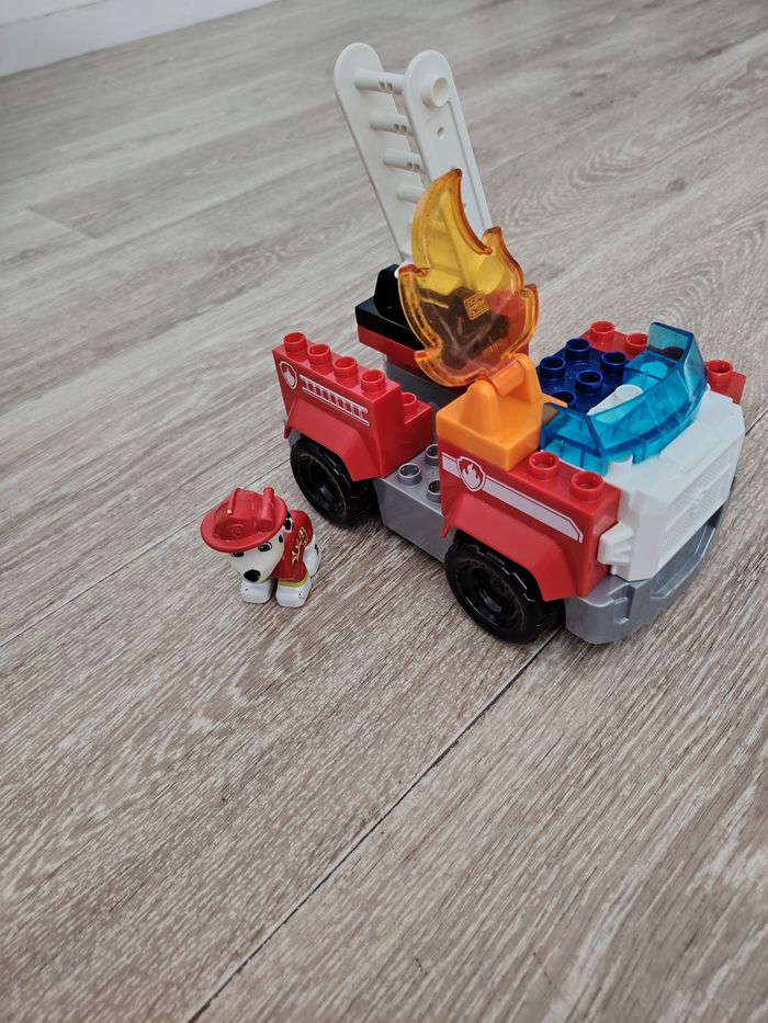 Camion et figurine pat patrouille - photo numéro 9
