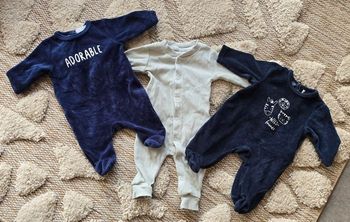Lot pyjamas bébé naissance 50cm 